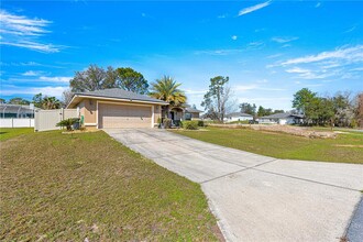 15076 SW 43rd Avenue Rd in Ocala, FL - Building Photo - Building Photo