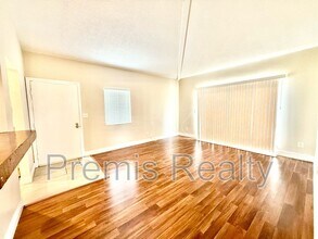 2931 Bough Ave in Clearwater, FL - Foto de edificio - Building Photo