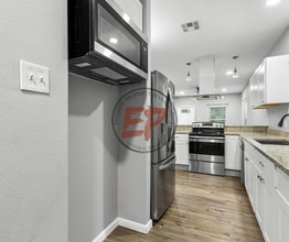 221 N Bermuda St in Waco, TX - Building Photo - Building Photo