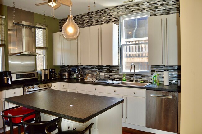 3405 N Seminary Ave in Chicago, IL - Building Photo - Building Photo