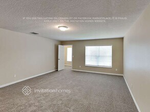 2251 Martins Run in Tavares, FL - Foto de edificio - Building Photo