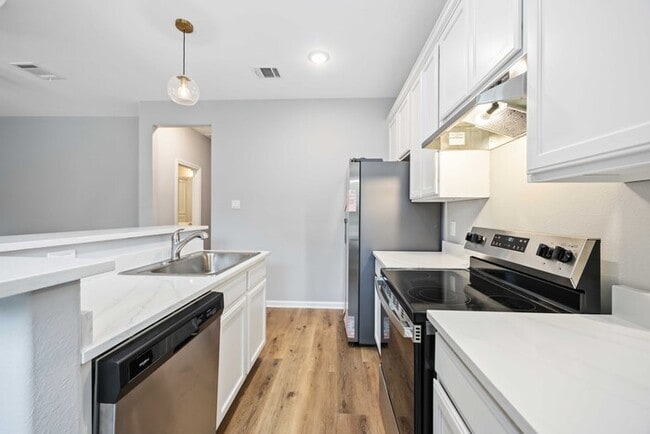 property at 4507 White Rock St