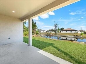 915 NE 19th St in Cape Coral, FL - Building Photo - Building Photo