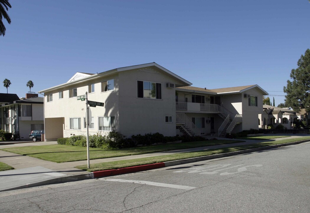 631 E Orange Grove Ave in South Pasadena, CA - Building Photo