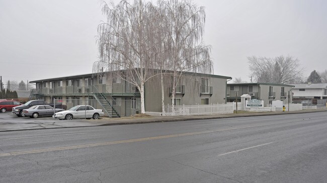 The Oaks Apartments in Yakima, WA - Foto de edificio - Building Photo