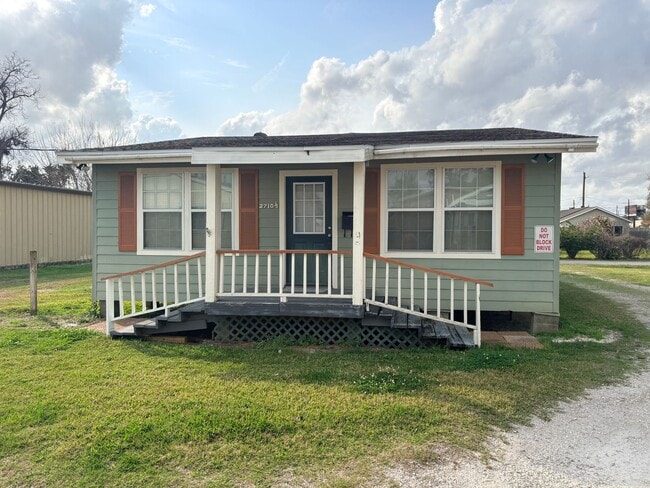 property at 2710 Hodges St