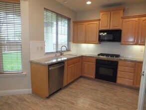 3114 Woodleigh Ln in Cameron Park, CA - Building Photo - Building Photo