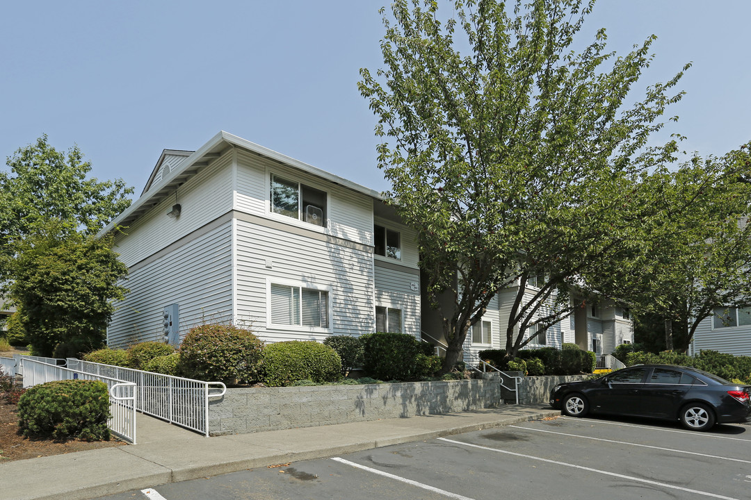 Trailside Apartments in Gresham, OR - Foto de edificio