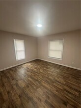 255 Lyon St in Elmira, NY - Building Photo - Building Photo