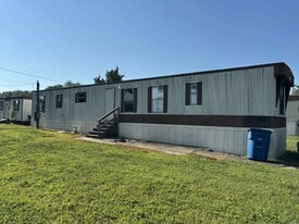 331 Oak Grove Rd in Kings Mountain, NC - Building Photo