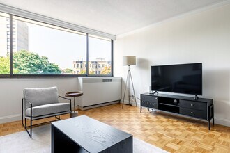 221 Massachusetts Ave in Boston, MA - Building Photo - Building Photo