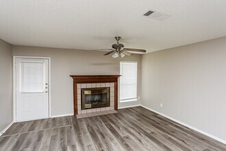 4813 Cable Dr in Fort Worth, TX - Building Photo - Building Photo