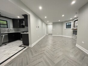 3315 W Cullom Ave in Chicago, IL - Building Photo - Building Photo