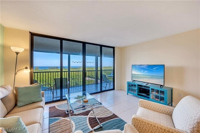 property at 17 Bluebill Ave