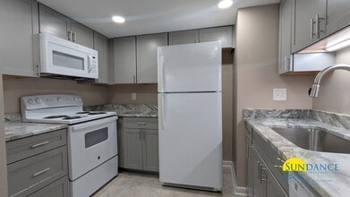 308 Miracle Strip Parkway 15-C C in Fort Walton Beach, FL - Building Photo - Building Photo