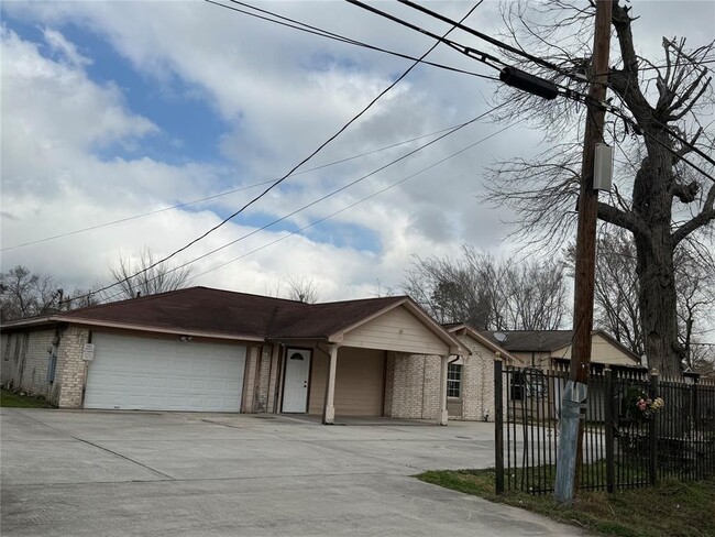 14619 Bonham St in Houston, TX - Building Photo - Building Photo