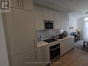 286 Main St in Toronto, ON - Building Photo - Building Photo