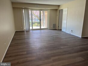 8350 Greensboro Dr in McLean, VA - Building Photo - Building Photo