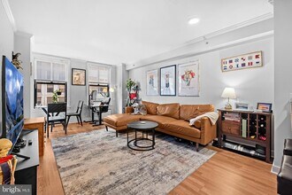 631 D St NW, Unit 829 in Washington, DC - Foto de edificio - Building Photo