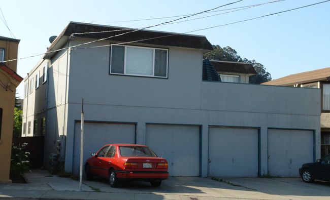 5820 Central Ave in El Cerrito, CA - Building Photo - Building Photo