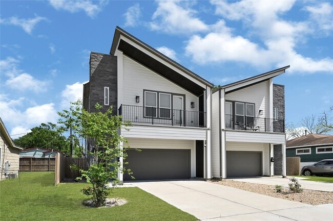 property at 6613 Stearns St