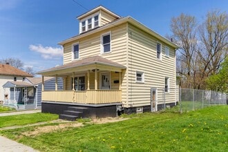 510 Devitt Ave in Campbell, OH - Building Photo - Building Photo
