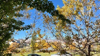 10519 S Oquirrh Lake Rd in South Jordan, UT - Building Photo