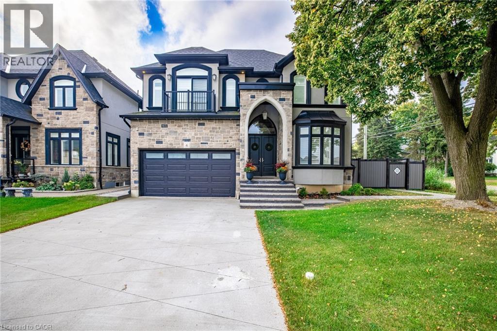 4 Lockman Dr in Hamilton, ON - Building Photo