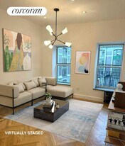 324 W 47th St in New York, NY - Building Photo