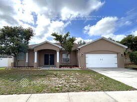 3458 Towne Park Blvd in Lakeland, FL - Building Photo