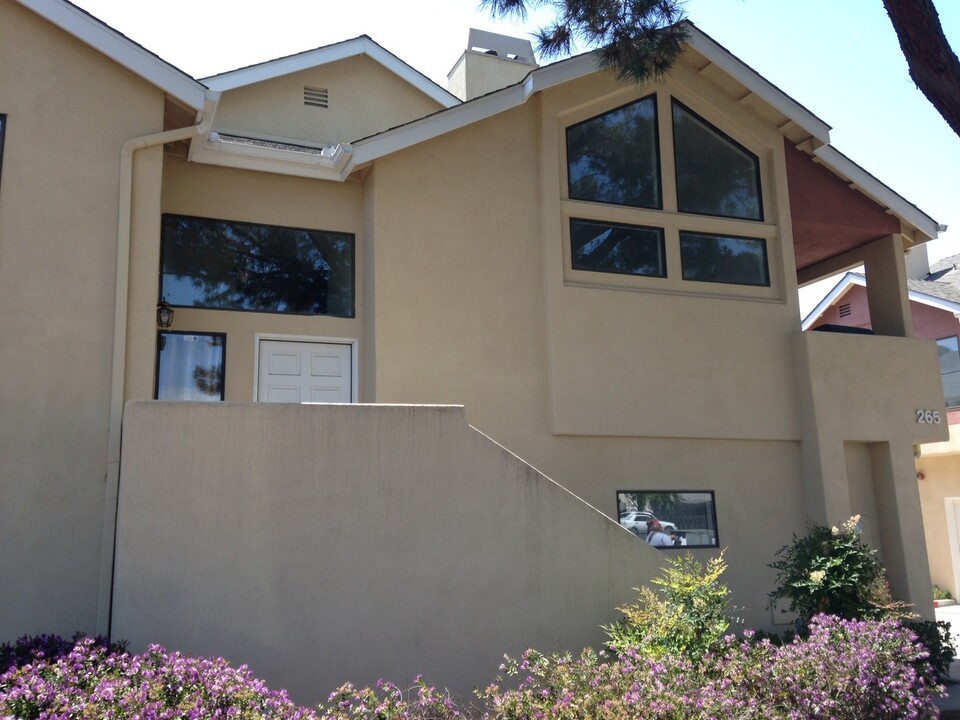 265 N Chorro St in San Luis Obispo, CA - Building Photo