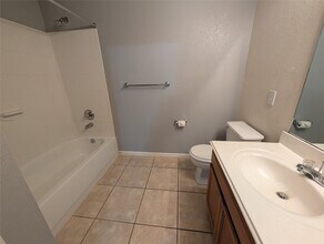 8235 Wooded Terrace Ln in Humble, TX - Building Photo - Building Photo