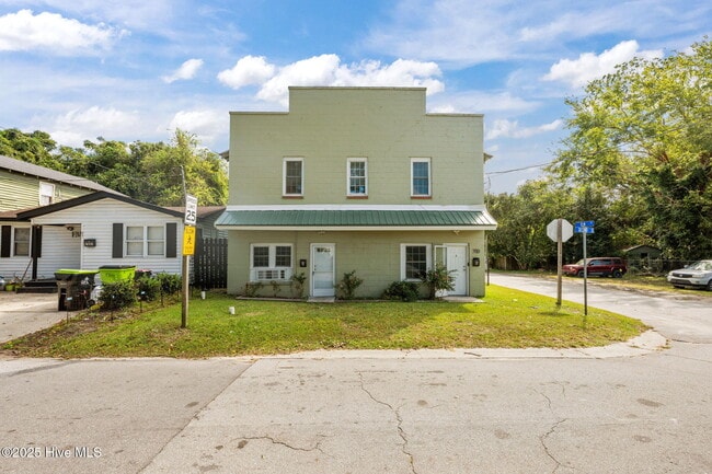 property at 700 2nd Ave
