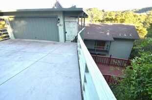 151 Dolton Ave in San Carlos, CA - Building Photo