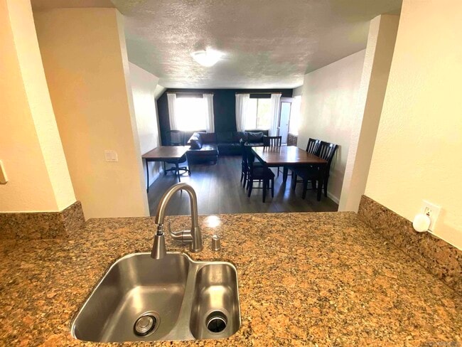3520 Lebon Dr in San Diego, CA - Building Photo - Building Photo