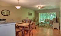 7062 W Country Club Dr N in Sarasota, FL - Building Photo - Building Photo