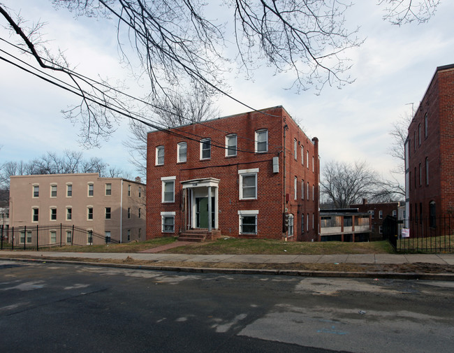 3118 Buena Vista Ter SE in Washington, DC - Building Photo - Building Photo