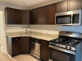 200 Congress Ave, Unit 3 in Chelsea, MA - Building Photo