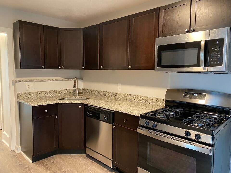 200 Congress Ave, Unit 3 in Chelsea, MA - Foto de edificio