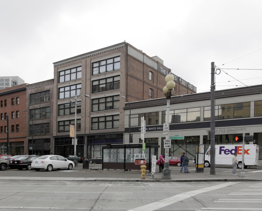 The Lofts in Seattle, WA - Building Photo