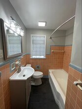 344 Ridgeway Rd, Unit 344 Ridgeway #1 in Cincinnati, OH - Building Photo - Building Photo