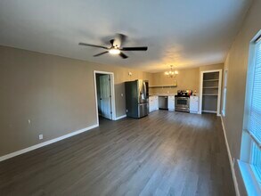 47370 Vena Dr, Unit A in Tickfaw, LA - Foto de edificio - Building Photo