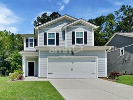 418 E Main St in Moncks Corner, SC - Building Photo