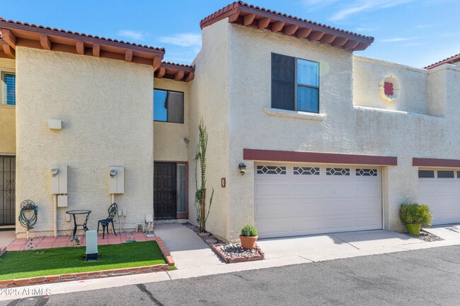 property at 5726 N 10th St