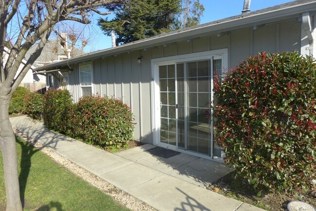 2305-2307 Freedom Blvd in Watsonville, CA - Building Photo - Building Photo