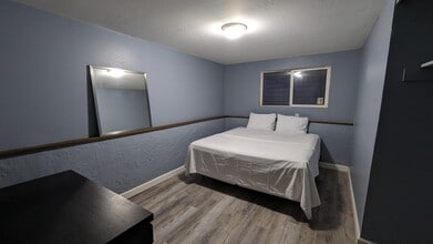 163 Gifford Ave, Unit D in San Jose, CA - Building Photo - Building Photo