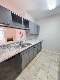 2023 Gentryside Dr photo'