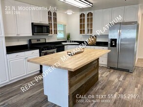 21 N Woodworth Ave in Clovis, CA - Building Photo - Building Photo