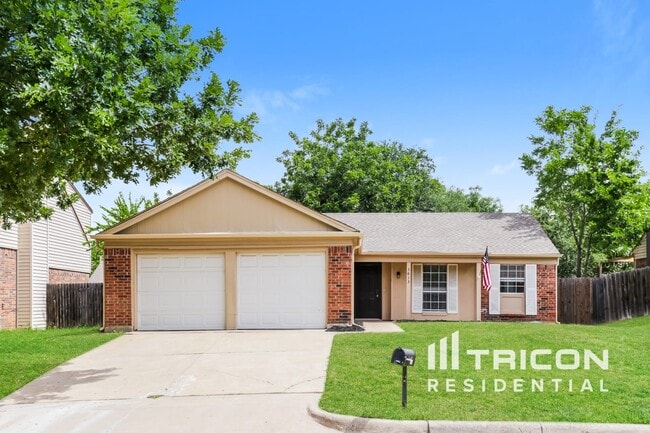 property at 3813 Big Leaf Ln