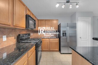 16238 Ranchland Ln in Cypress, TX - Foto de edificio - Building Photo